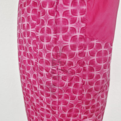 Einzigartige und nachhaltige Vintage Skihose in pink. Einzigartige und nachhaltige Vintage Skihose in pink. Imperfection.