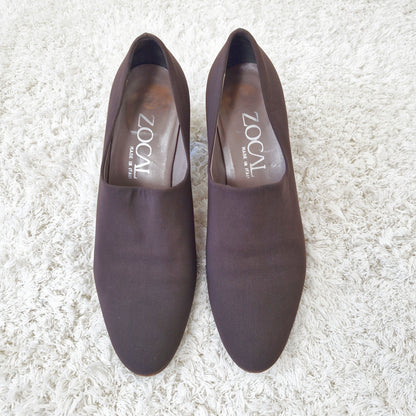 Einzigartigeund nachhaltige Vintage Schuhe in braun. Unique and sustainable vintage shoes in brown. Above.