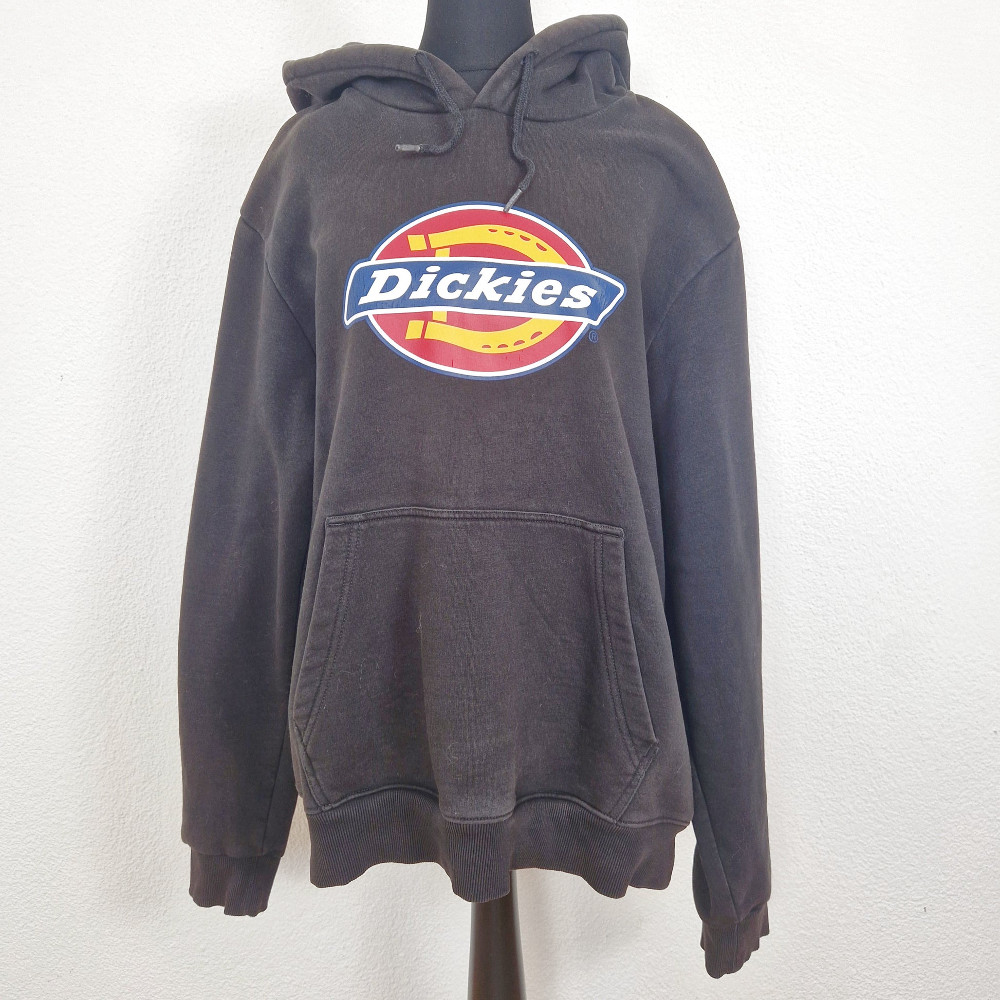 Einzigartiger und nachhaltiger Vintage Hoodie, Dickies. Unique and sustainable vintage hoodie, Dickies. Front. 