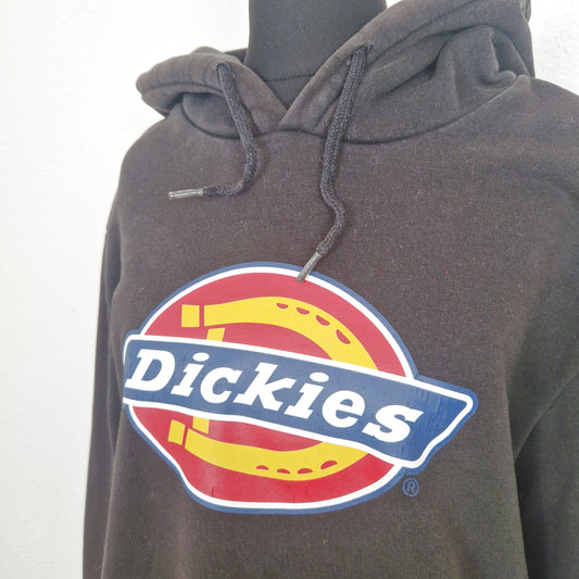 Einzigartiger und nachhaltiger Vintage Hoodie, Dickies. Unique and sustainable vintage hoodie, Dickies. Close-up.