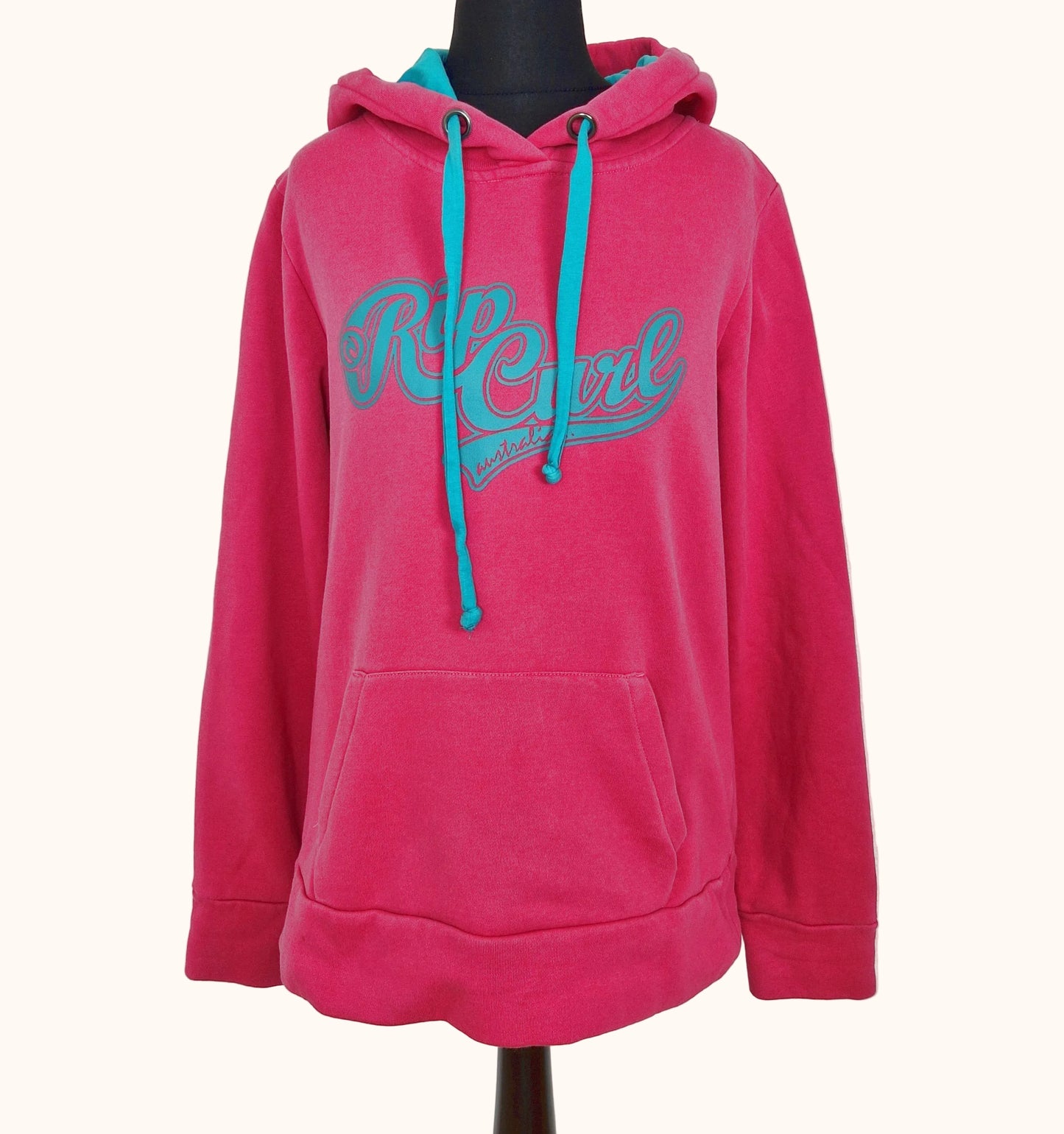 Einzigartiger und nachhaltiger Vintage Hoodie in pink-grün, Rip Curl.  Front.