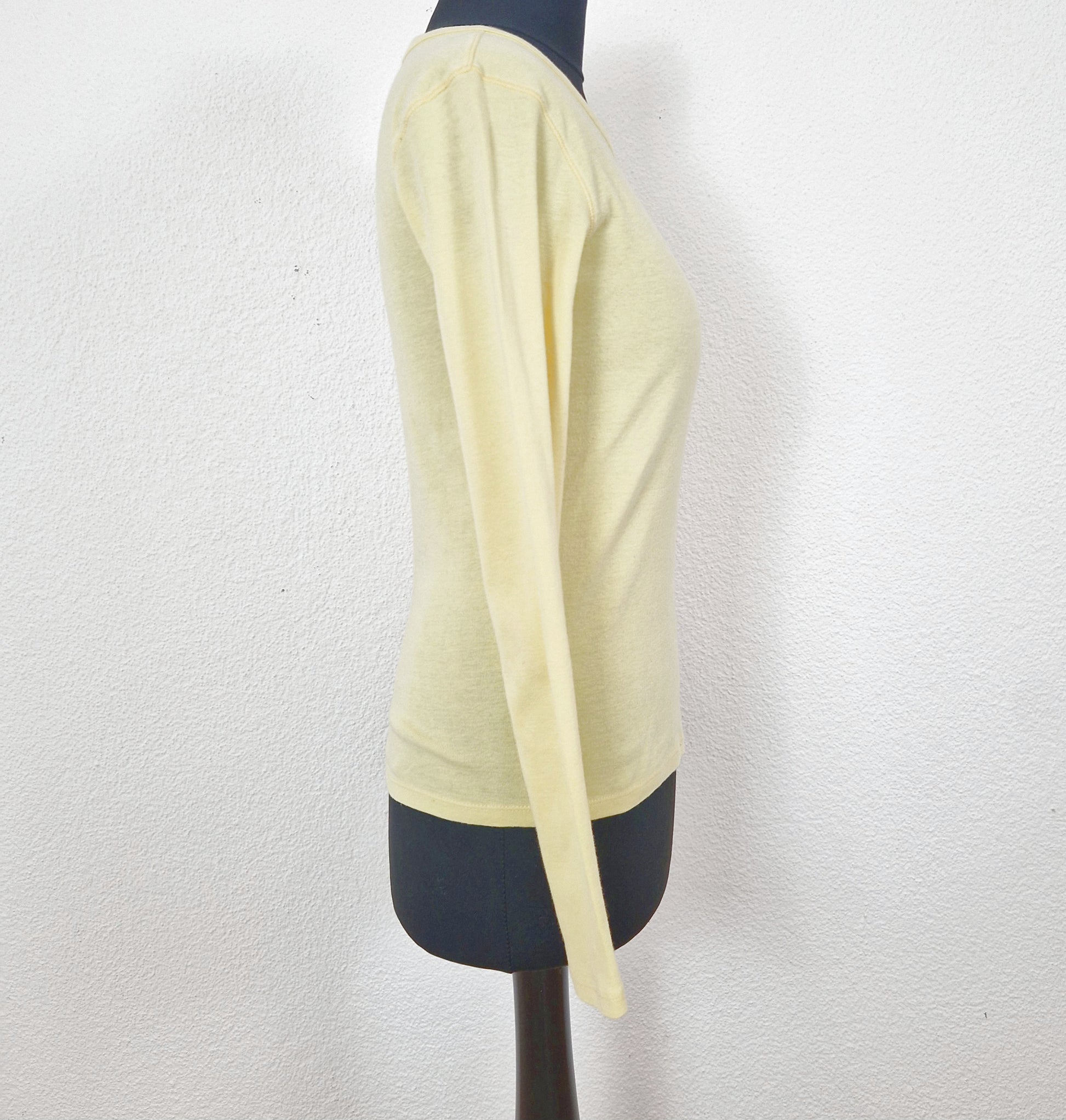 Einzigartiges und nachhaltiges Vintage Shirt in gelb, MAX & Co. Side.