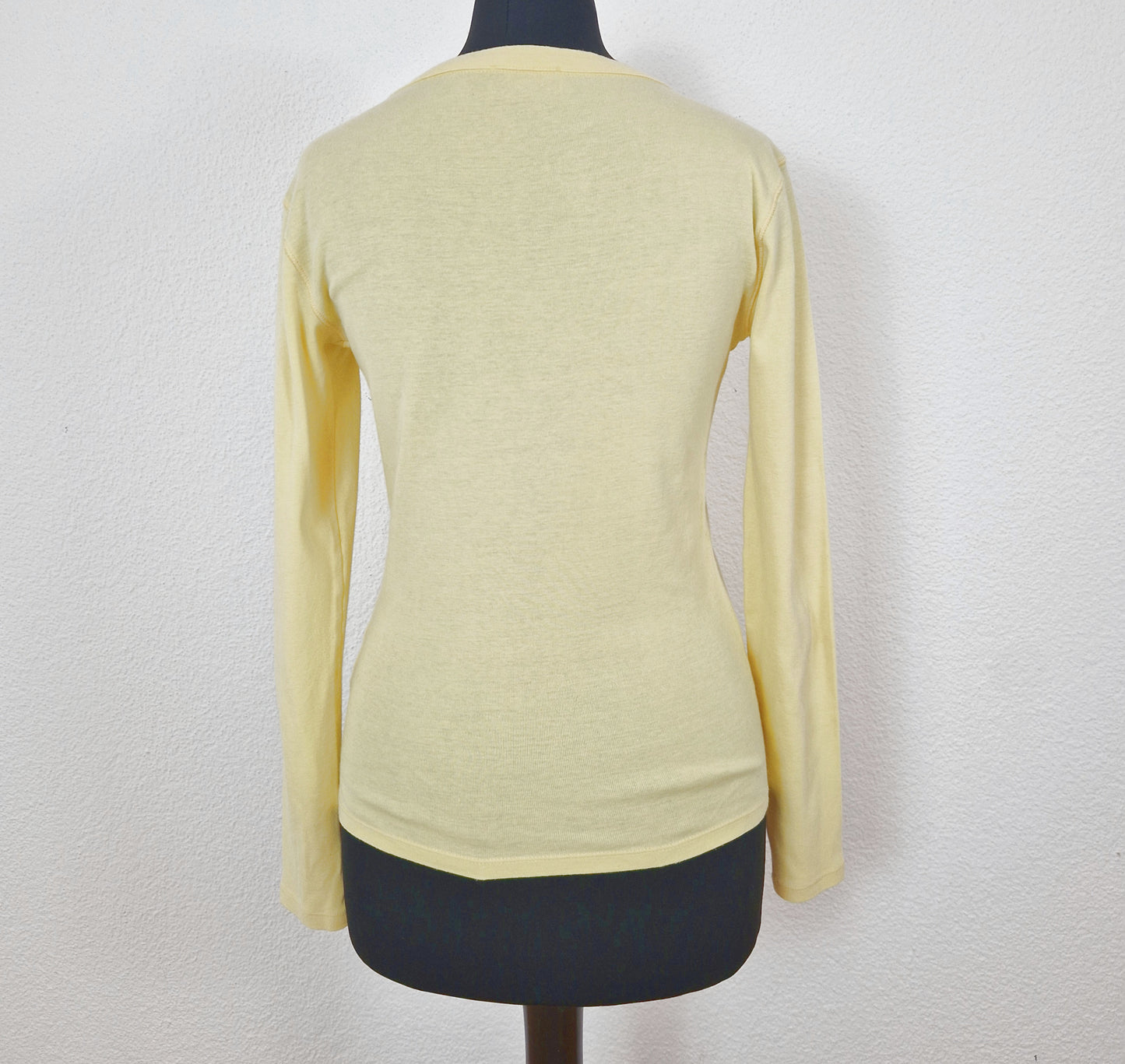 Einzigartiges und nachhaltiges Vintage Shirt in gelb, MAX & Co. Back.