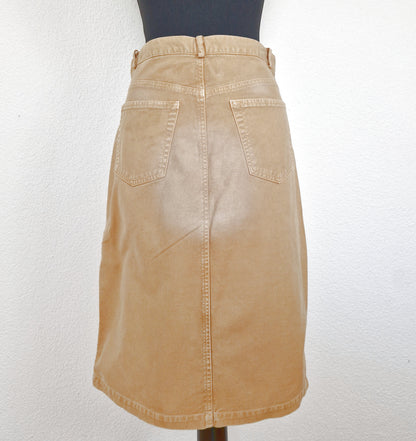 Einzigartiger und nachhaltiger Vintage Jeansrock in hellbraun von Calvin Klein. Back.