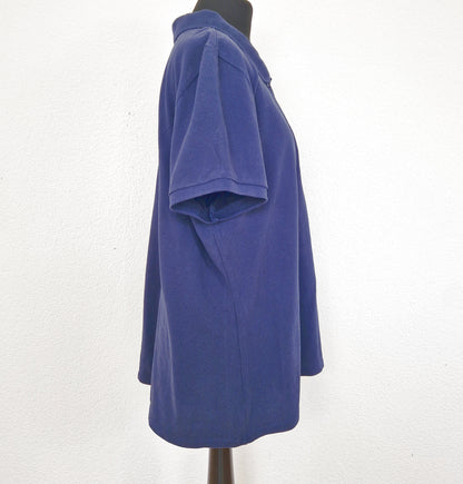 Einzigartiges und nachhaltiges Vintage Poloshirt in dunkelblau von Chiemsee. Side.