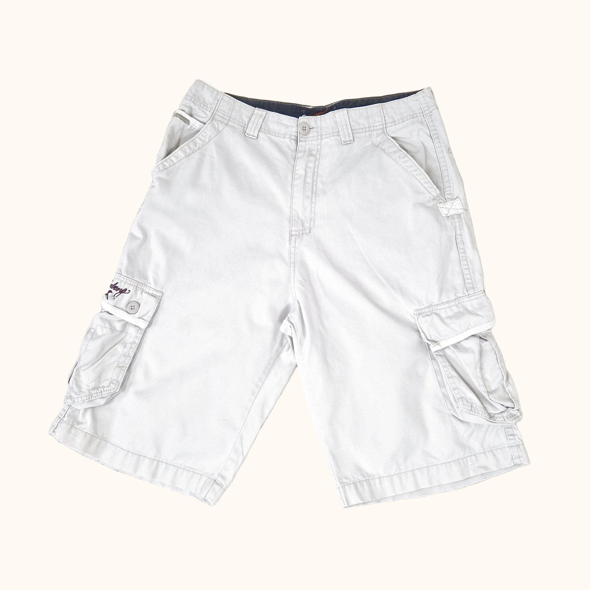 Einzigartige und nachhaltige Vintage Shorts in hellbeige von Billabong. Front.