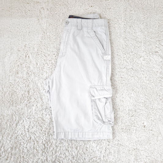Einzigartige und nachhaltige Vintage Shorts in hellbeige von Billabong. Side 1.