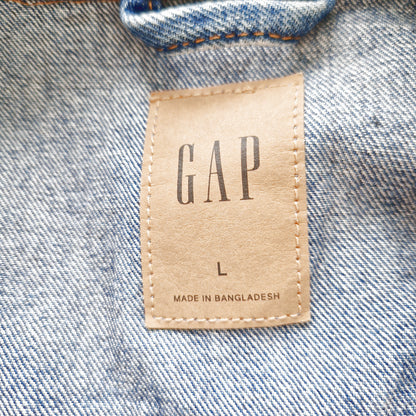 Einzigartige und nachhaltige Vintage Jeansjacke in blau von GAP. Tag.