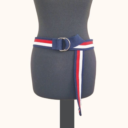 Einzigartiger und nachhaltiger Vintage Gürtel, Ring belt, in blau-rot-weiss. Front.